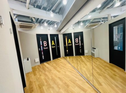 ナユタス新宿三丁目校の評判